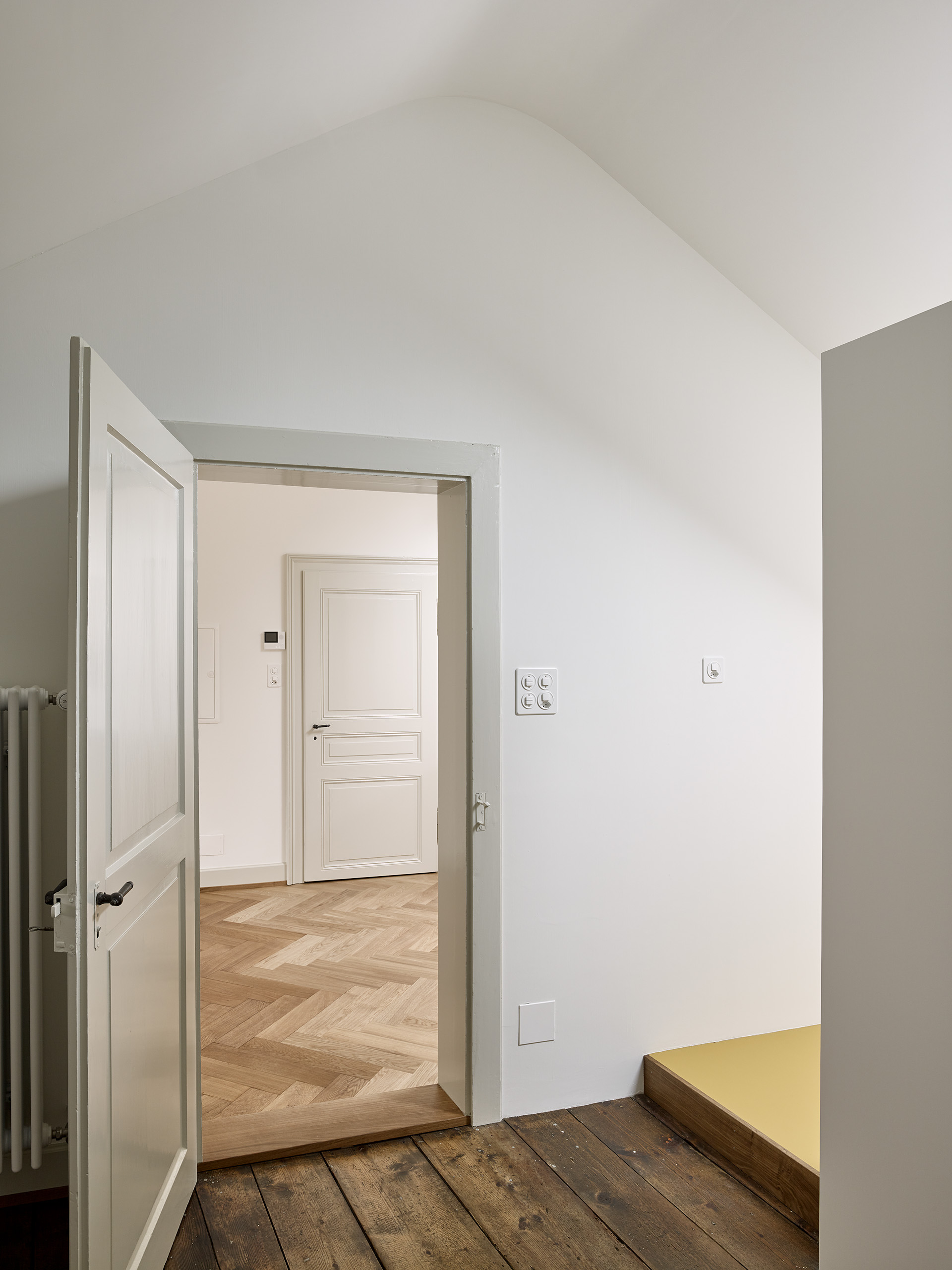 E19707 Alpa 089826 SCREEN